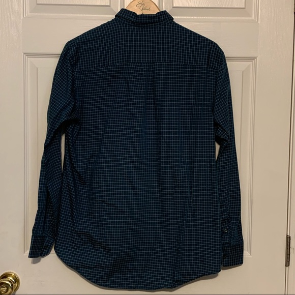 Bundle of 2 Button Down Collared Shirts Van Heusen Chaps Size Medium - Picture 11 of 11